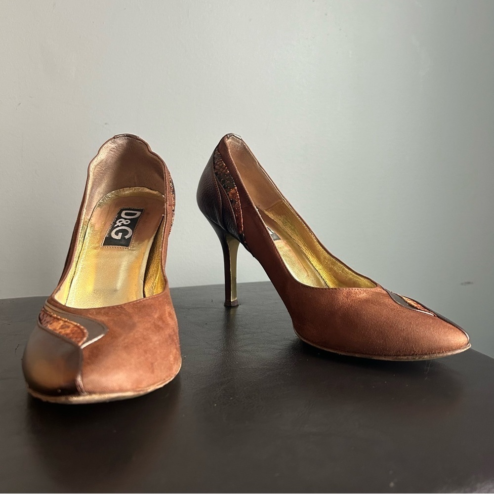 Dolce & Gabbana Vintage Leather and Suede Pumps